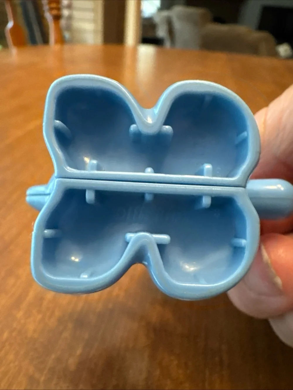Lego duplo Pilchard, the blue cat from Bob the builder replacement